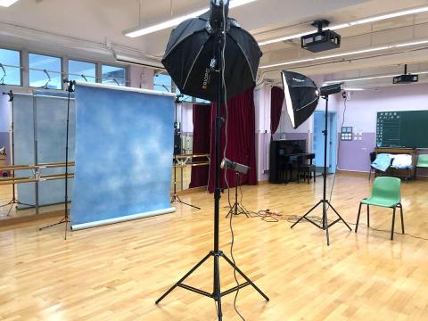 CANTONBROS - Student Graduation Photography Setup
