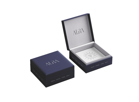 Shadow Ip - jewelry store - packaging
