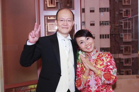 daniel - 新郎有細小斑點在面,用photoshop去斑.