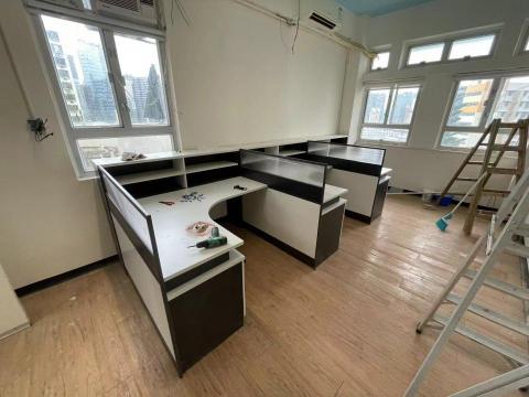 俊鋒淘寶家具安裝公司 - 幫客戶安裝辦公台