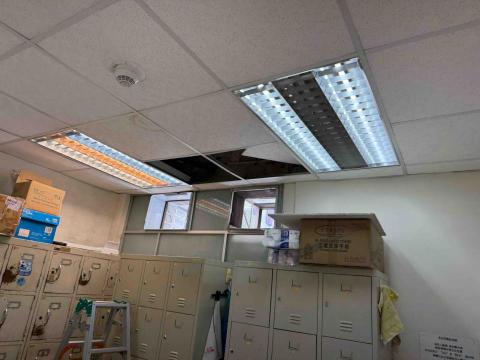 弘晉工程有限公司 - 窗口機一律都會拆下消洗 弘晉工程有限公司 - 窗口機一律都會拆下消洗