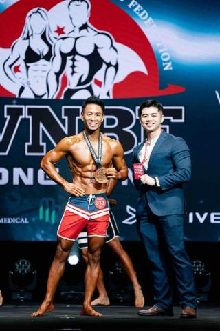 sam Chung - WNBF 24 公開組第三名 sam Chung - WNBF 24 公開組第三名