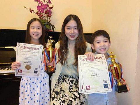 Susanna Leung - 學生參加比賽獲獎 Susanna Leung - 學生參加比賽獲獎
