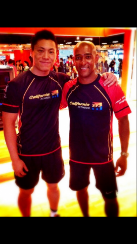 Patrick Szeto - 從小我便培養了堅實的運動習慣,尤其在籃球和欖球方面展現出強大的競技能力。參加各種比賽不僅提升了我的體能,還讓我學會了如何在壓力下表現自我,克服挑戰。這段經歷塑造了我堅韌不拔的性格,讓我在面對困難時更加堅定,並激勵我不斷追求卓越。 Patrick Szeto - 從小我便培養了堅實的運動習慣,尤其在籃球和欖球方面展現出強大的競技能力。參加各種比賽不僅提升了我的體能,還讓我學會了如何在壓力下表現自我,克服挑戰。這段經歷塑造了我堅韌不拔的性格,讓我在面對困難時更加堅定,並激勵我不斷追求卓越。