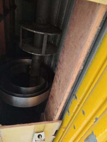 鍾先生 - 更換彈弓 鍾先生 - 更換彈弓