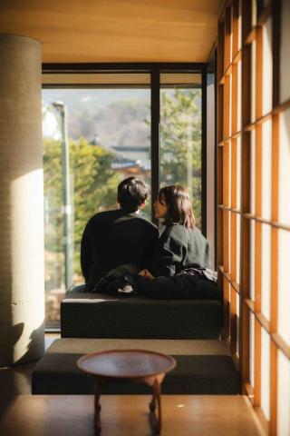 the MadFocus by Jacob - 於韓國首爾拍攝的咖啡店內的情侶 the MadFocus by Jacob - 於韓國首爾拍攝的咖啡店內的情侶