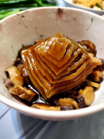 Amber Lo - 寶塔肉(梅菜扣肉)