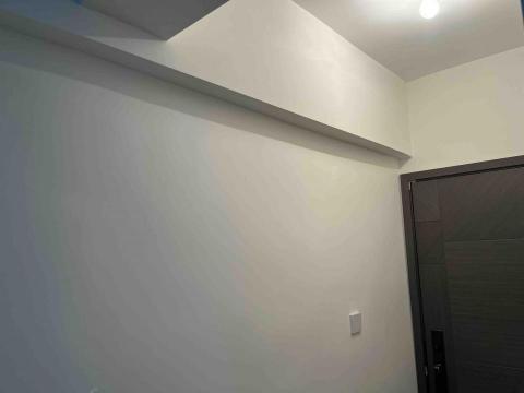 林展明 - 超過40年樓齡的重新剷除批灰，落油漆膠角連油漆起貨後的效果