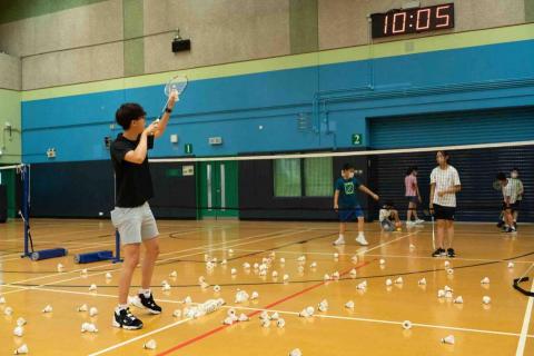 鄭Sir (Hayden) Blaze Sport - 荃灣初階青少年班 鄭Sir (Hayden) Blaze Sport - 荃灣初階青少年班