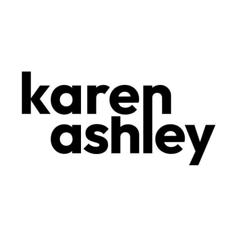 提供窩居sweethome專業傢俬及變形傢俬訂造服務的專家Karen Yue