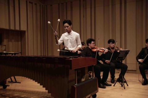 繆世哲 -  繆世哲 -