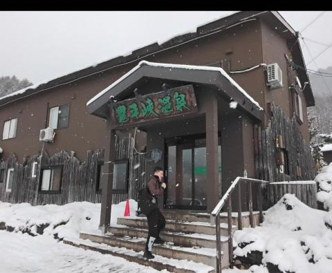 張師傅/CHRIS - 熱愛日本文化,日本語言能力試考獲N2級,熱誠日式招待服務。(照片是本人) 張師傅/CHRIS - 熱愛日本文化,日本語言能力試考獲N2級,熱誠日式招待服務。(照片是本人)