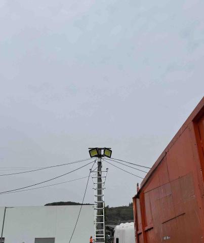 K12 Engineering Limited - 更換新戶外投射燈