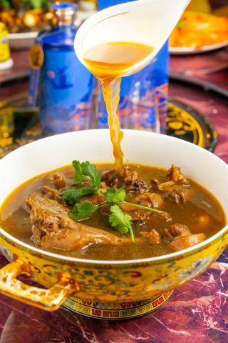 WAYNE.PHOTOGRAPHY.STUDIO - 