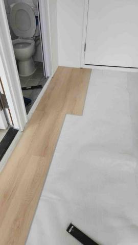 潤亨工程有限公司 -  地板安裝