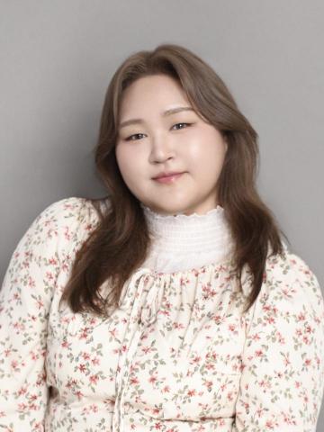 Crack.Korean - Crack Korean 導師 - Judy