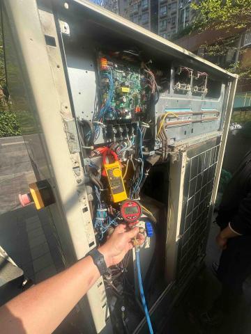 明師傅 - 檢查Daikin VRV機組 明師傅 - 檢查Daikin VRV機組