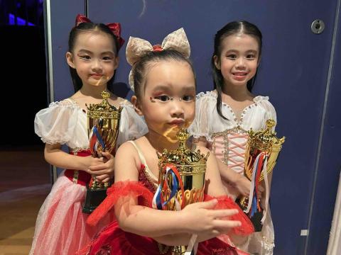 Blessing Ballet - 全港青少年精英舞蹈比賽2025獲得金獎 Blessing Ballet - 全港青少年精英舞蹈比賽2025獲得金獎