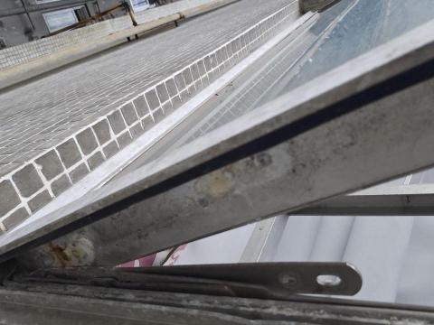 倪師傅 - 舊鋁窗配件