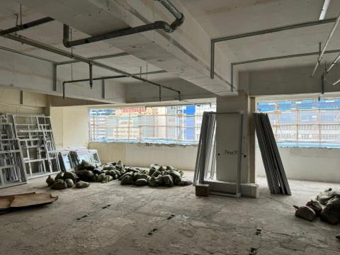 倪師傅 - 新做鋁窗（清拆中）