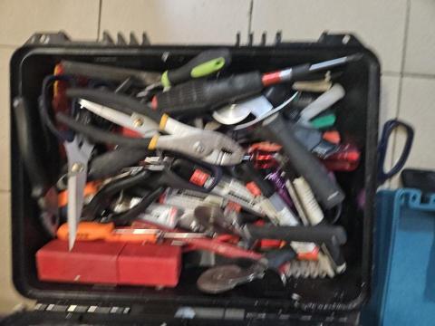 倪師傅 - 維修工具