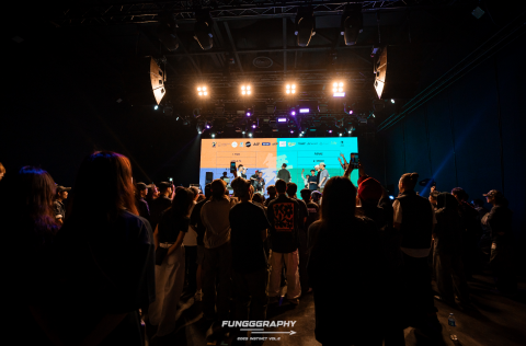 Chi Wai FEFE Lam -  Chi Wai FEFE Lam -