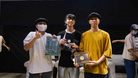 Siu Yau - Popping Battle 1 on 1 Champion  Siu Yau - Popping Battle 1 on 1 Champion