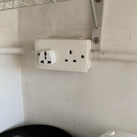 Herman Fung - 更换13A孖蘇