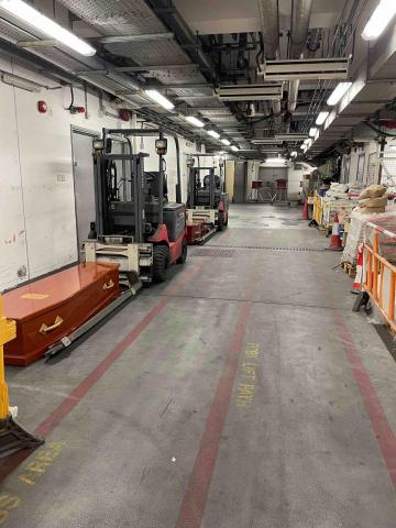 dominic kong - 火葬場通風保養