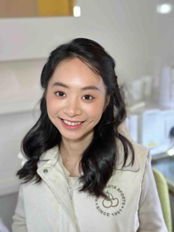 Yi Ching Tsang - 甜美約會妝