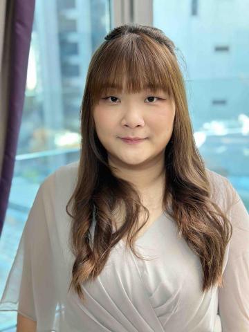 Yi Ching Tsang - 伴娘妝髮