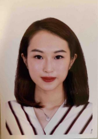 提供新娘化妝推介2021服務的專家Hailey