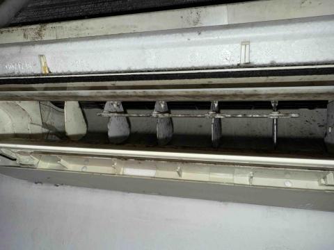 百順冷氣工程有限公司 - 清洗前 百順冷氣工程有限公司 - 清洗前