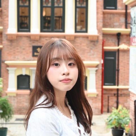 提供平面設計報價單範本下載服務的專家Bernice Ho