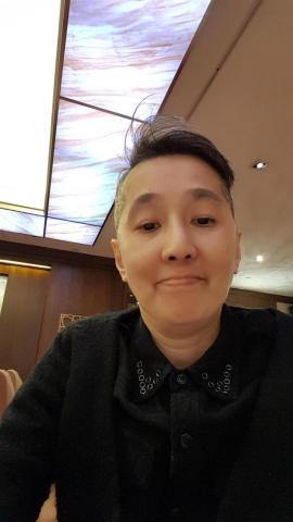 提供viola服裝服務的專家Viola Dan Chu