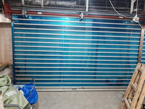 chung - 鋁條膠片閘