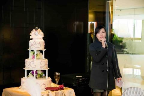 提供婚禮司儀台詞服務的專家錢錢