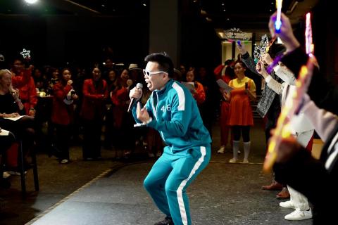 Dickson Poon -  Dickson Poon -