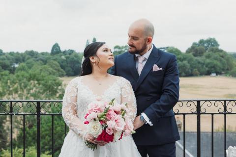 Forever Love Journey - 倫敦無盡之愛：馬來西亞新娘與葡萄牙新郎的浪漫婚禮——彼得舍姆酒店與彭布羅克旅館
從倫敦中央清真寺的伊斯蘭尼卡儀式，到里士滿公園的黃金時刻拍攝，這場多元文化婚禮完美展現了傳統與浪漫的交融之美。

http://www.foreverlovejourney.com/

我們有幸為一位溫暖友善的馬來西亞新娘與她迷人的葡萄牙新郎，在他們於英國倫敦最幸福的一天，提供婚禮攝影與錄影服務。