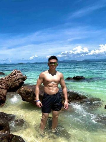 提供一個裝修佬陳師傅服務的專家Derek Wong