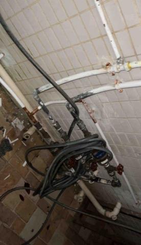 Time Production/N Concept Prod - 村屋由水錶位重新接駁來水喉入屋