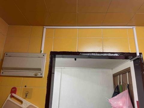 Time Production/N Concept Prod - 由電掣箱重新拉電給牆身插蘇座用明喉做法