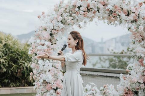 MC Meiling - 戶外草地證婚主持 MC Meiling - 戶外草地證婚主持