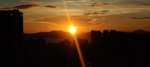 提供廚櫃設計尺寸服務的專家Evil Evening