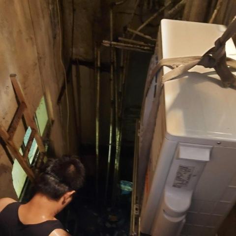 提供寫字樓洗冷氣服務的專家陳耀家