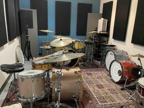 slow burning room studio -  slow burning room studio -