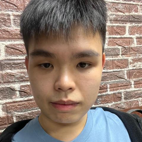提供專業地板清潔服務的專家陳浩光