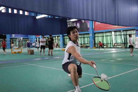 Long sir 私人羽毛球教練 -  Long sir 私人羽毛球教練 -