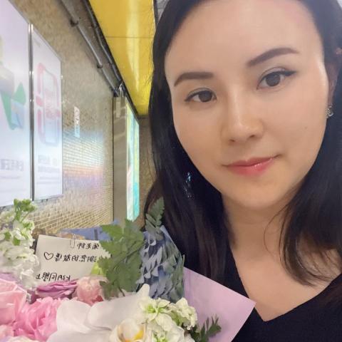 提供成人學鋼琴服務的專家Amy Chan