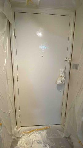 梁 師傅 - 傢俬 做噴漆